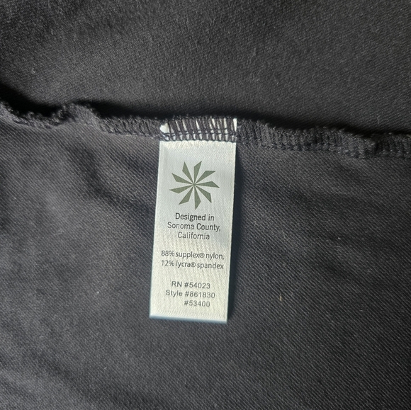 Athleta Renew 3 Tier Jacket Full Zip Black Size Small - Picture 13 of 13